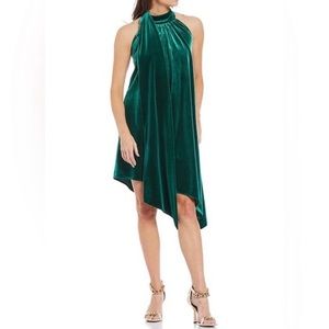 NWT Badgley Mischka Green Velvet Dress
